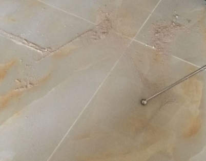 保定瓷砖空鼓维修公司分享粘合剂选择不当在瓷砖铺贴过程中可能导致以下问题